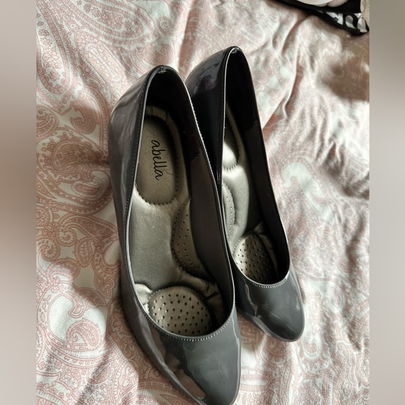 Grey little heels - Picture 2 of 2